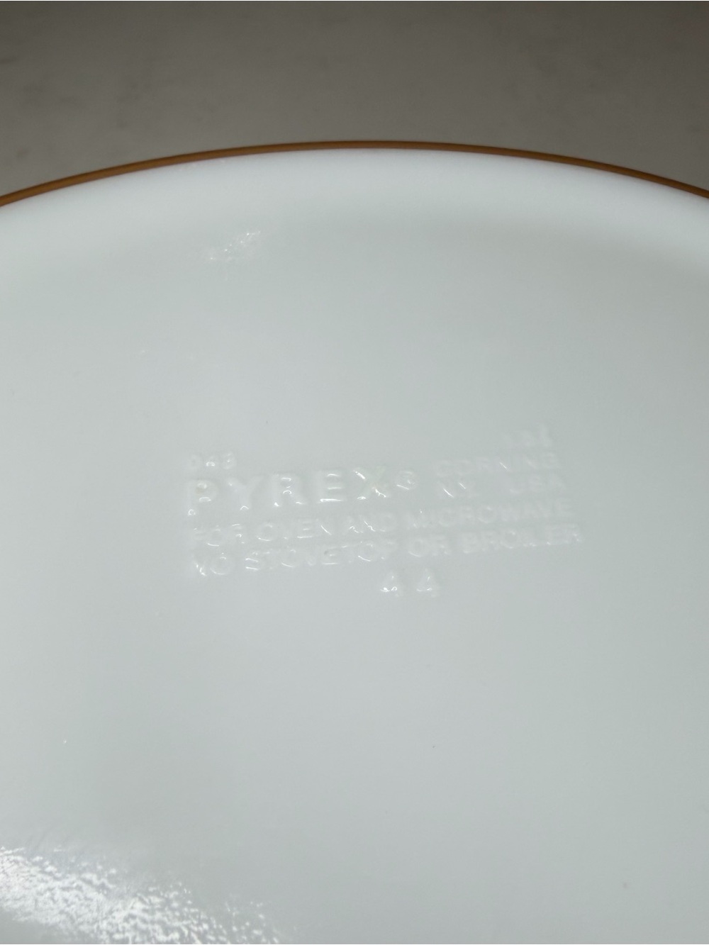 Vintage Pyrex Cinderella Brown Floral Baking Casserole with White Interior - Picture 10 of 10